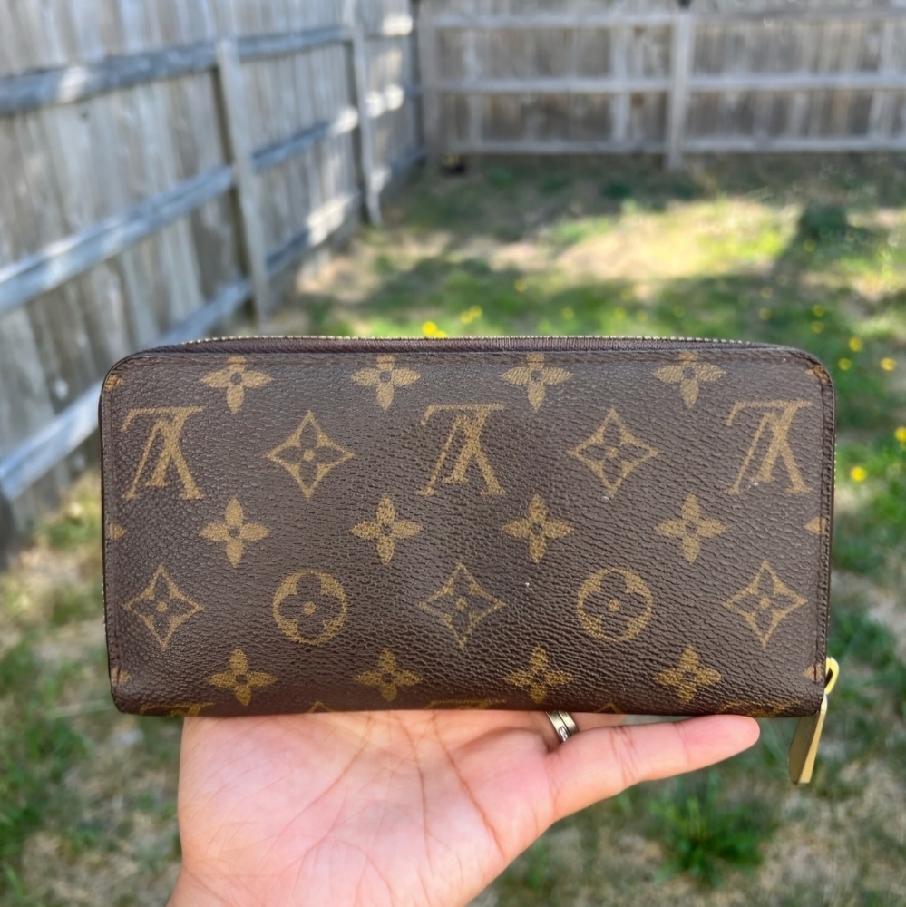 Louis Vuitton Monogram Brown Wallet